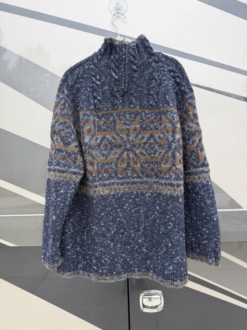 Vintage 90s Jones New York handknit cabincore chunky cable-knit sweater L alpaca
